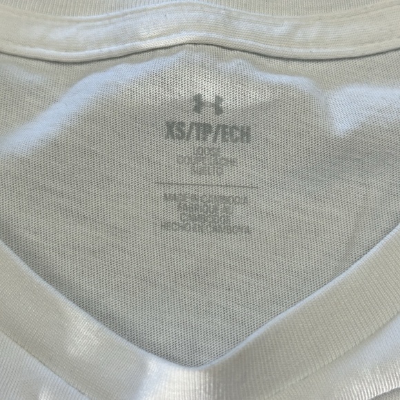 Under Armour White Short Sleeved Tee - Women Size XS - Picture 3 of 5